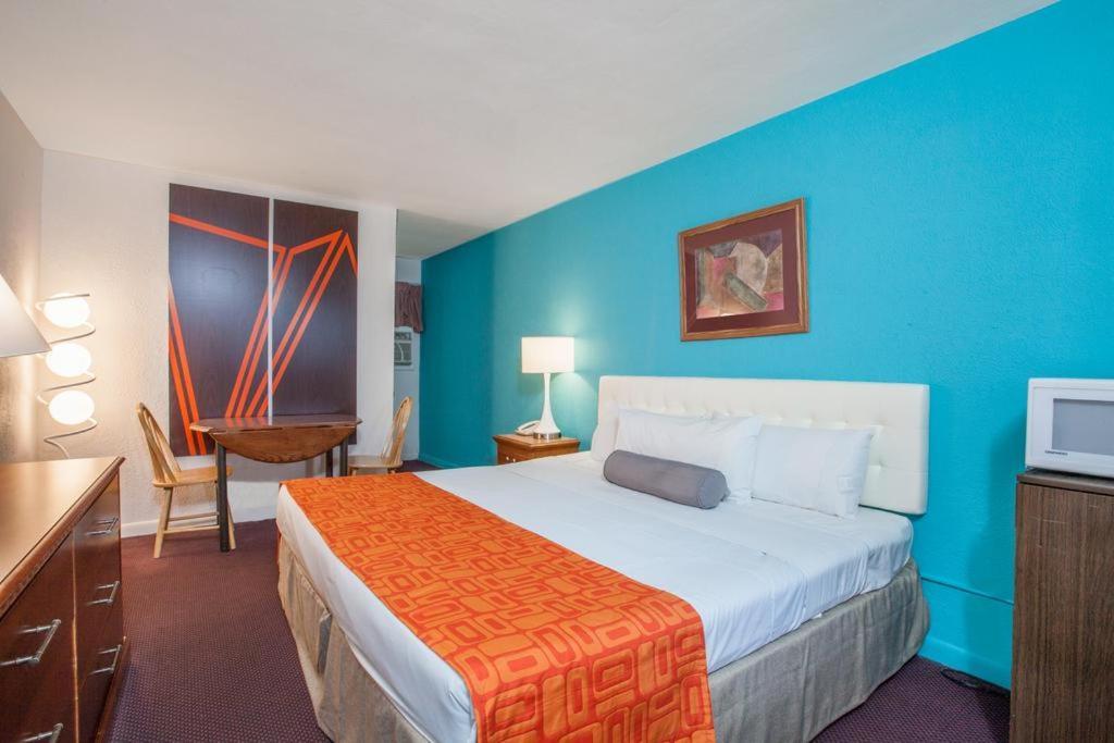 Boardwalk Hammock Inn Wildwood Beach Hotel Oceanfront Екстериор снимка