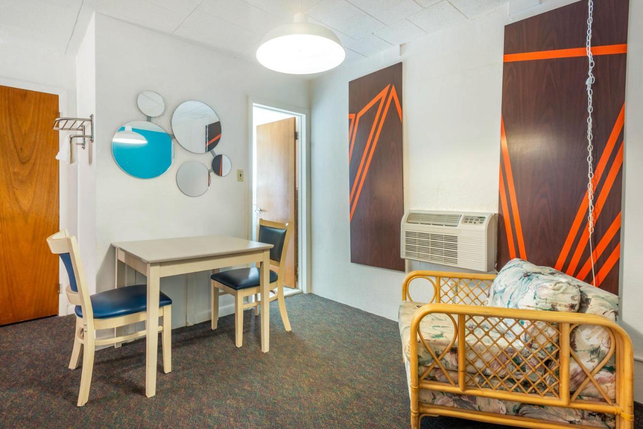 Boardwalk Hammock Inn Wildwood Beach Hotel Oceanfront Екстериор снимка