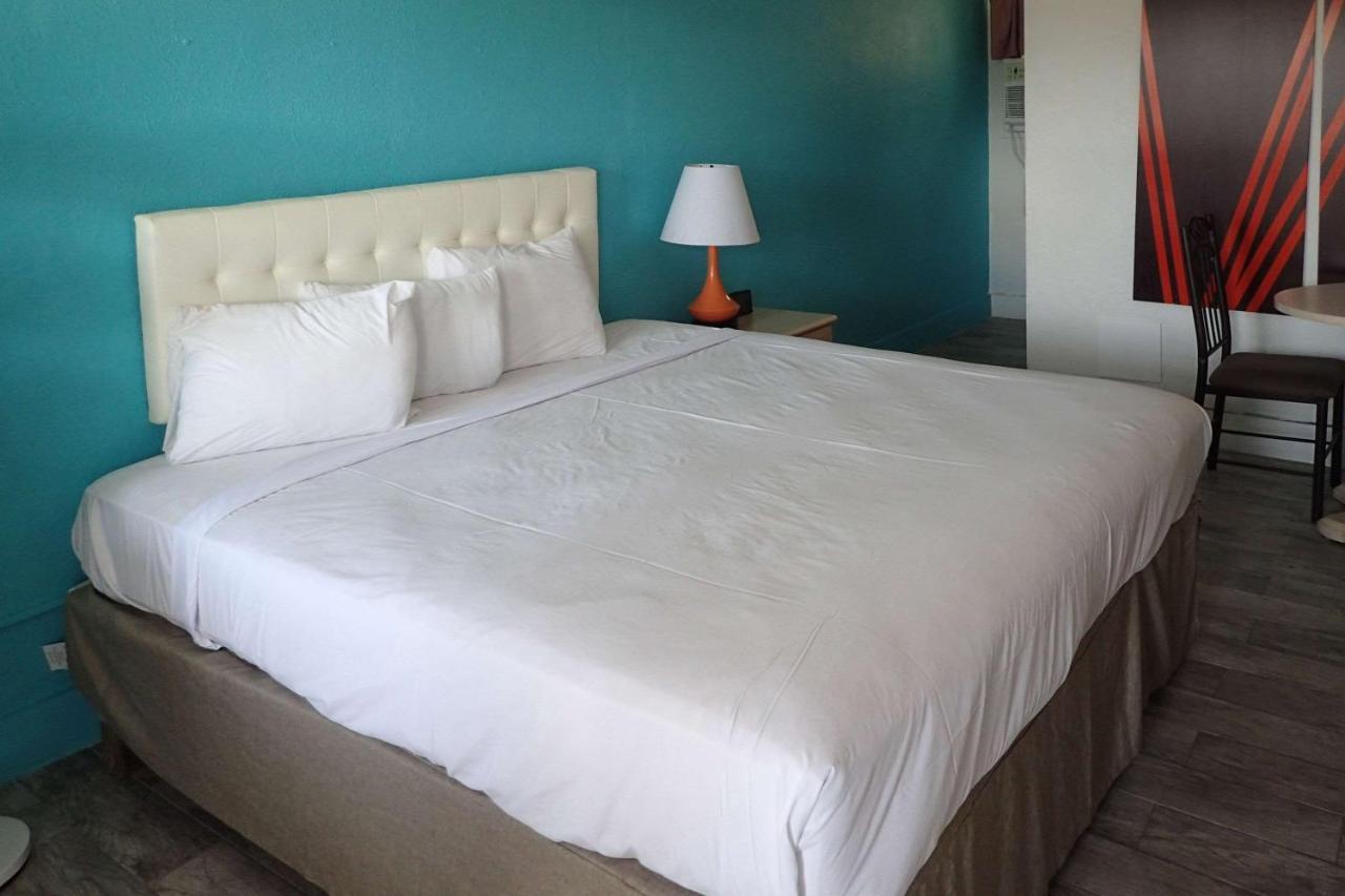 Boardwalk Hammock Inn Wildwood Beach Hotel Oceanfront Екстериор снимка